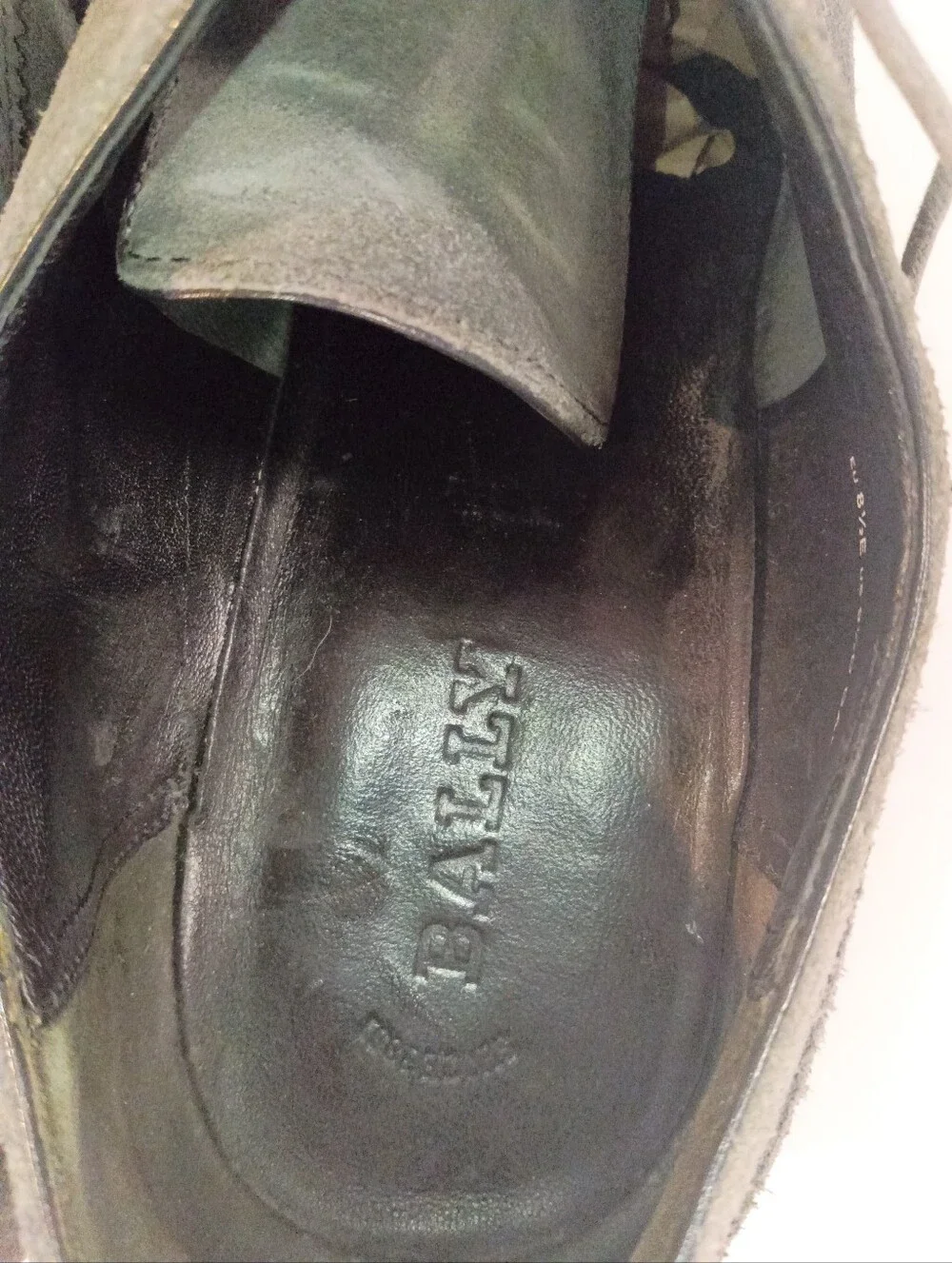 Men's Size 9.5 Bally Suede Cap Toe Oxfords. Grey Color